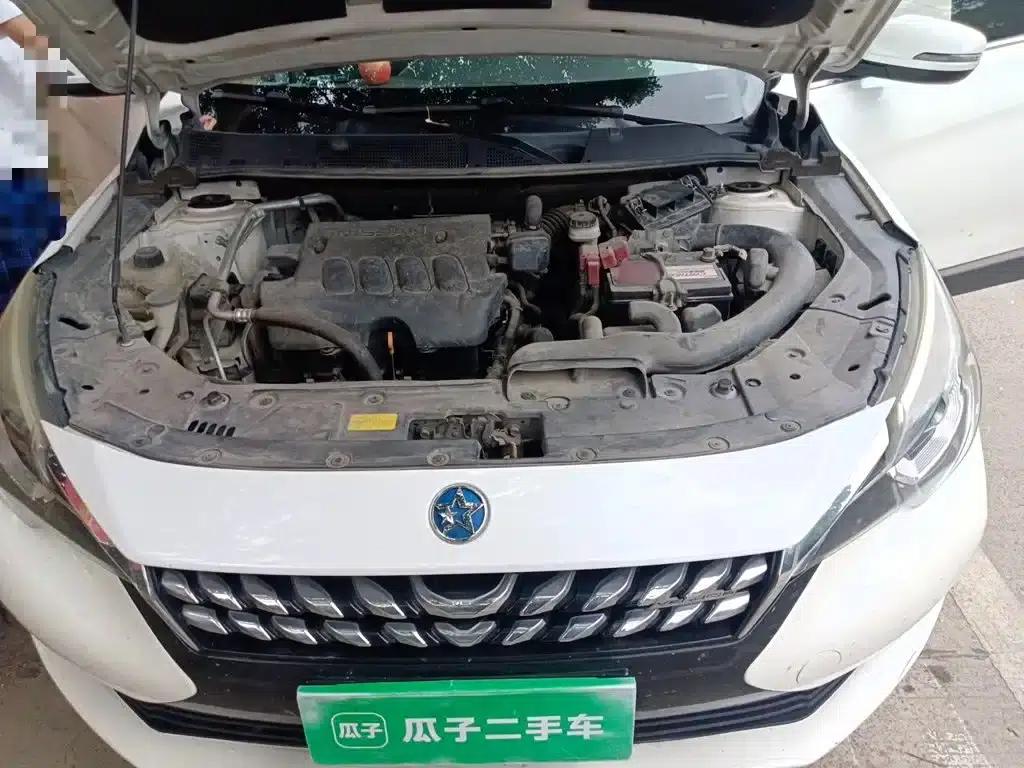 Venucia T90 2017 2.0L CVT Smart Edition — миниатюра 11