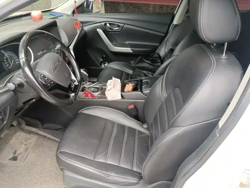 Venucia T90 2017 2.0L CVT Smart Edition — миниатюра 8
