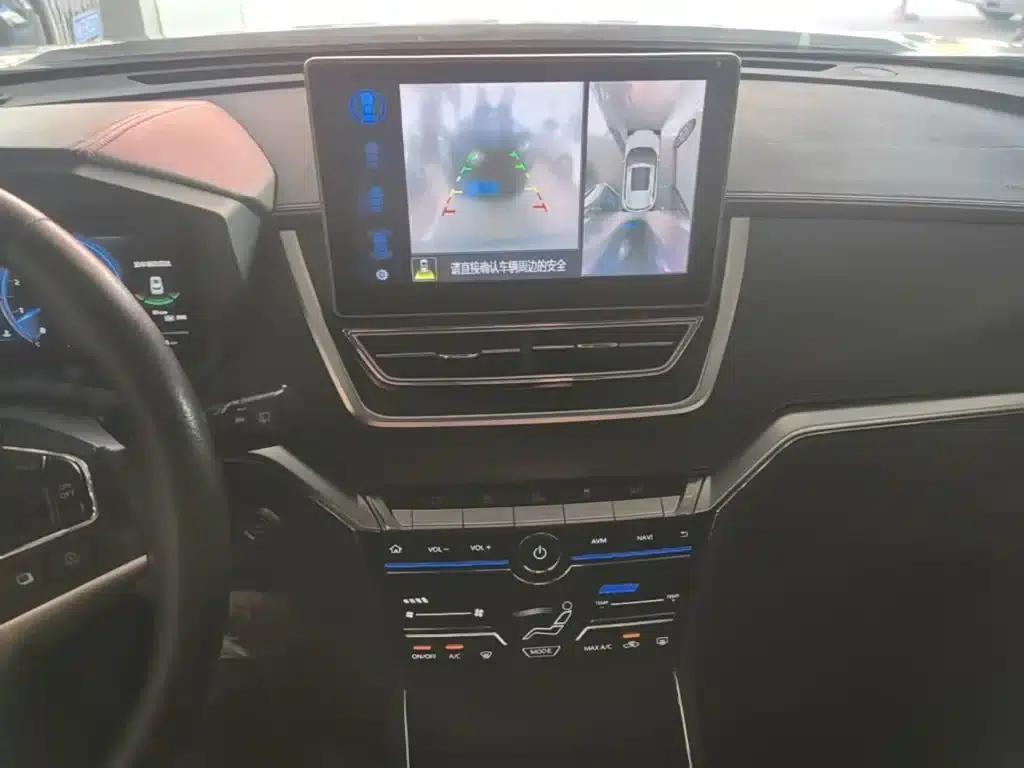 Venucia T60 2018 1.6L CVT Smart Edition (National V Emission Standard) — миниатюра 13
