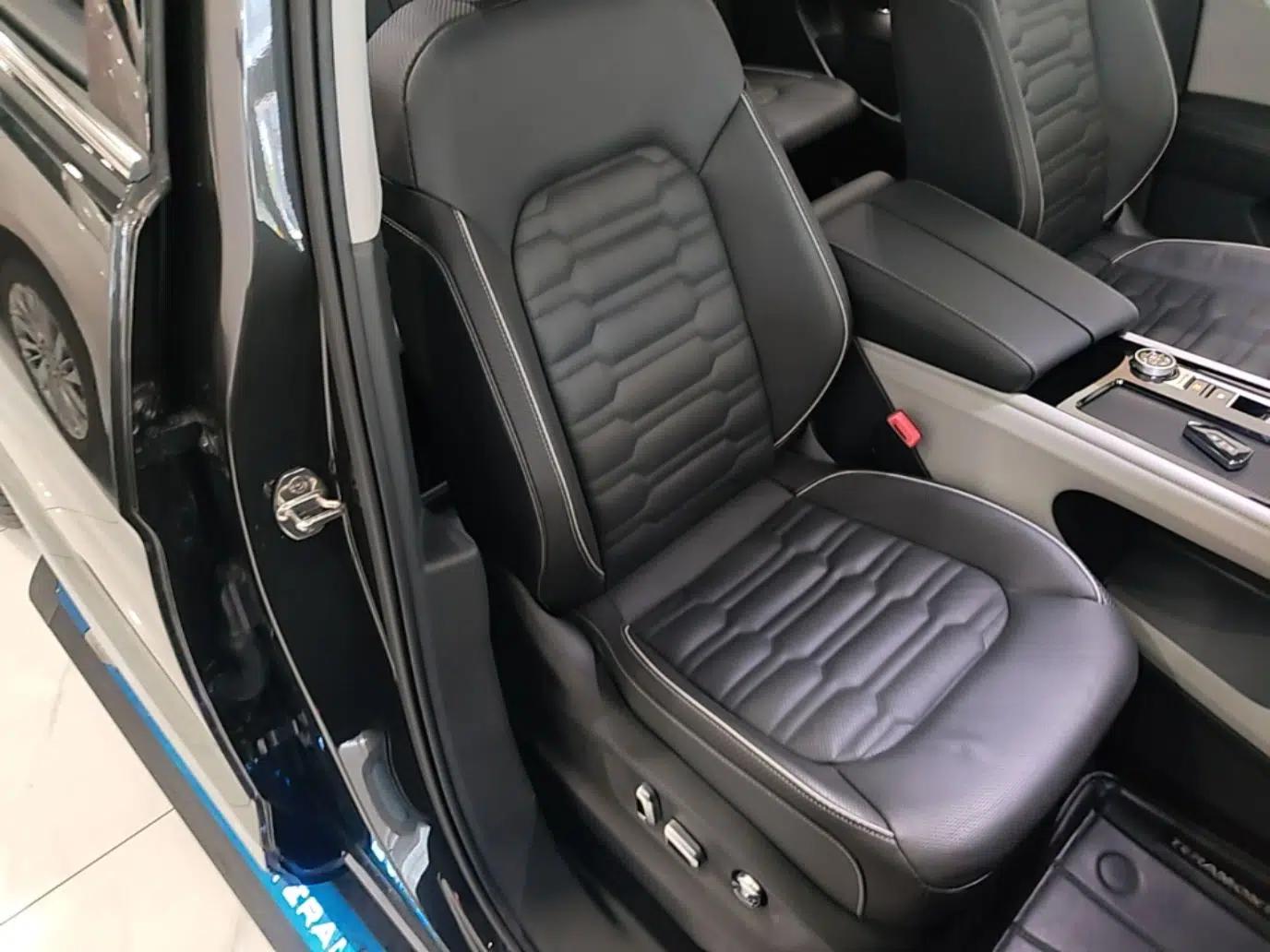 Volkswagen Teramont X 2022 530 V6 Four-Wheel Drive Prestige Flagship Edition — миниатюра 19