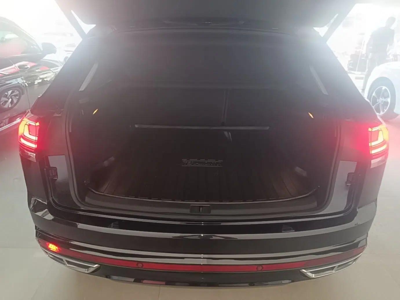 Volkswagen Teramont X 2024 380TSI All-Wheel Drive Longyao Edition — миниатюра 27