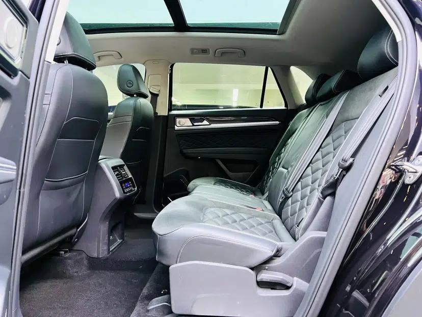 Volkswagen Teramont X 2020 330TSI Two-Wheel-Drive Prestige Luxury Edition — миниатюра 19