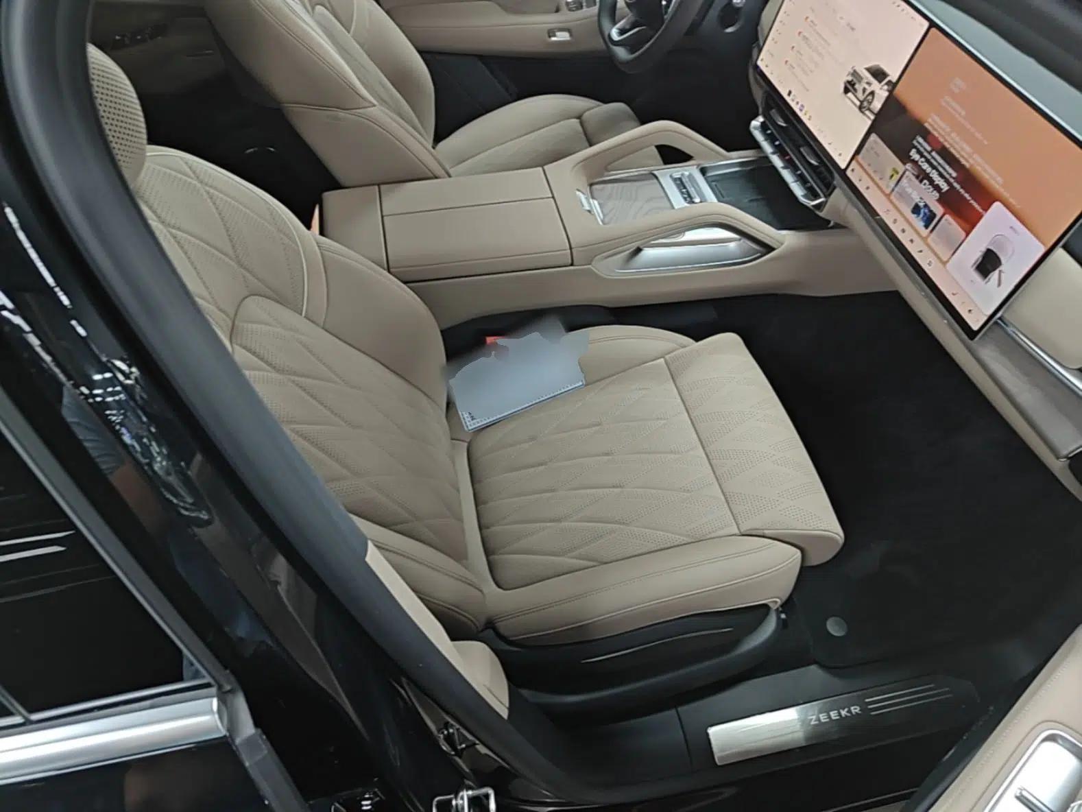 Zeekr 8X 2026 Model Ultra+ Edition 70kWh — миниатюра 19