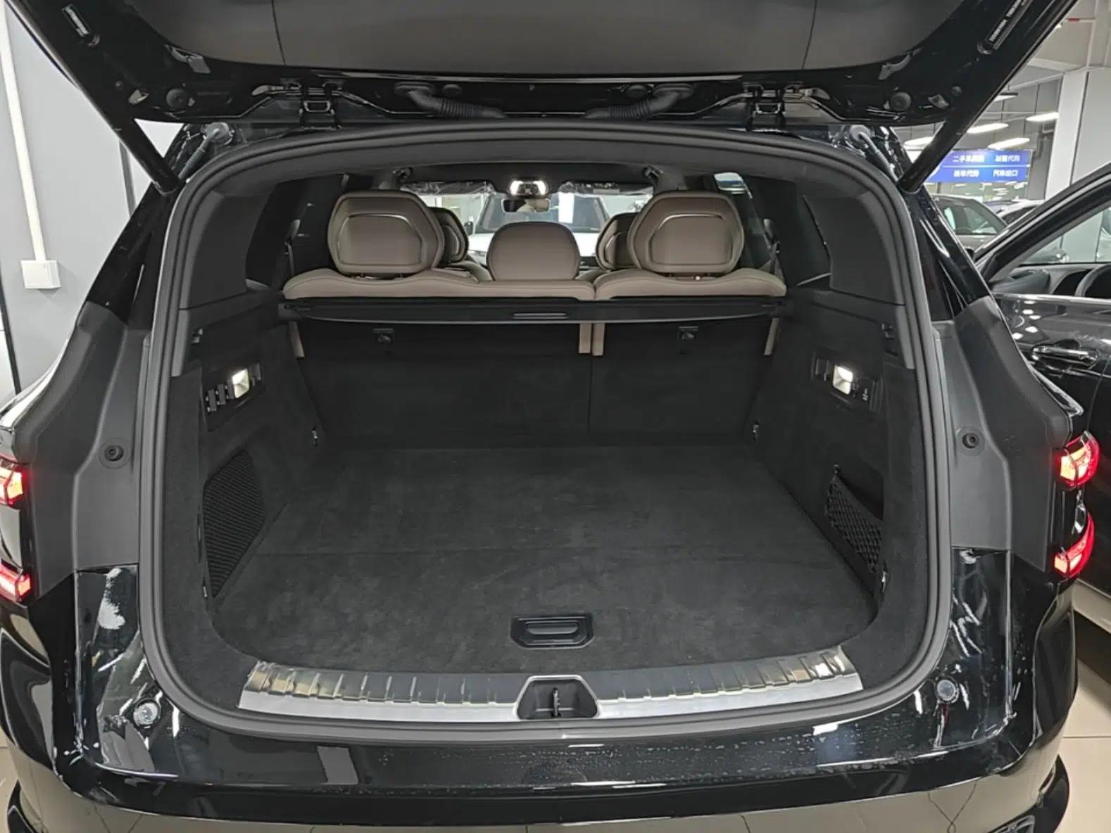 Zeekr 8X 2026 Model Ultra+ Edition 70kWh — миниатюра 22