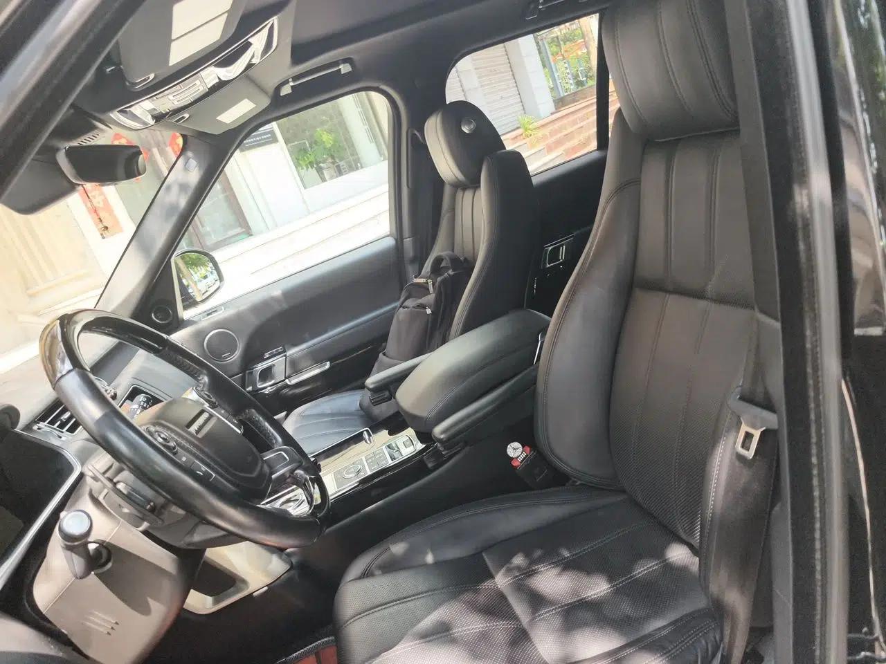 Land Rover Range Vogue 2017 Range Rover Vogue 3.0T Standard‑Wheelbase Automatic Diesel 5‑Seater Parallel Import — миниатюра 15