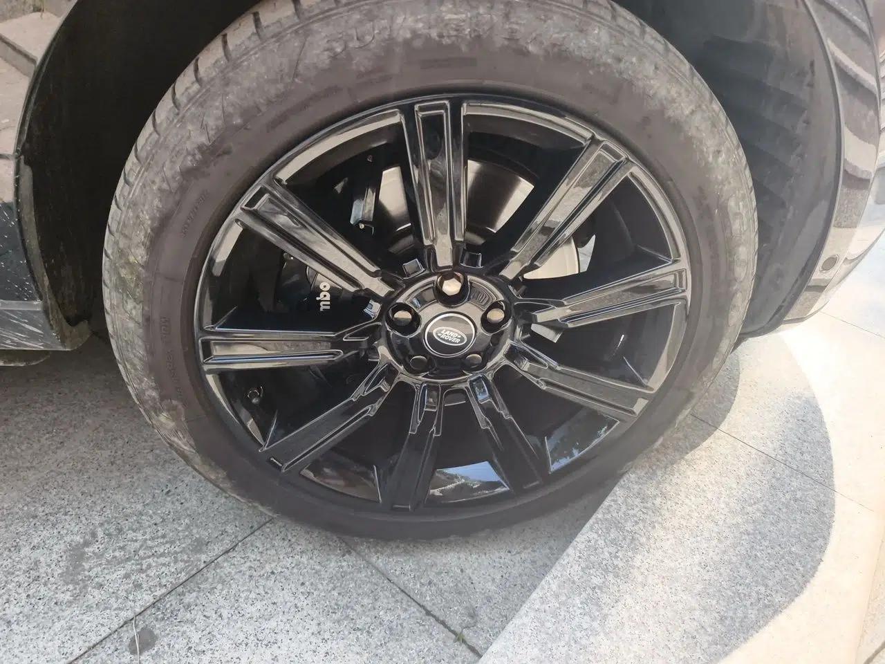 Land Rover Range Vogue 2017 Range Rover Vogue 3.0T Standard‑Wheelbase Automatic Diesel 5‑Seater Parallel Import — миниатюра 8