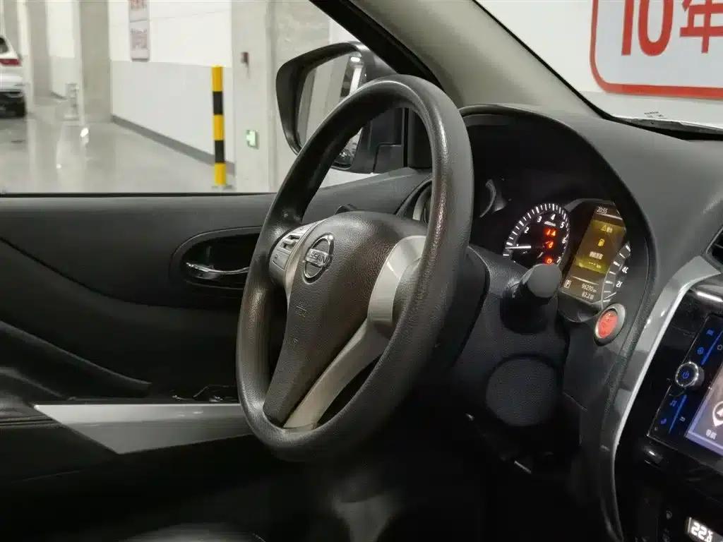 Nissan Terra 2020 2.5L XL Upper Automatic 2WD Luxury Edition — миниатюра 22