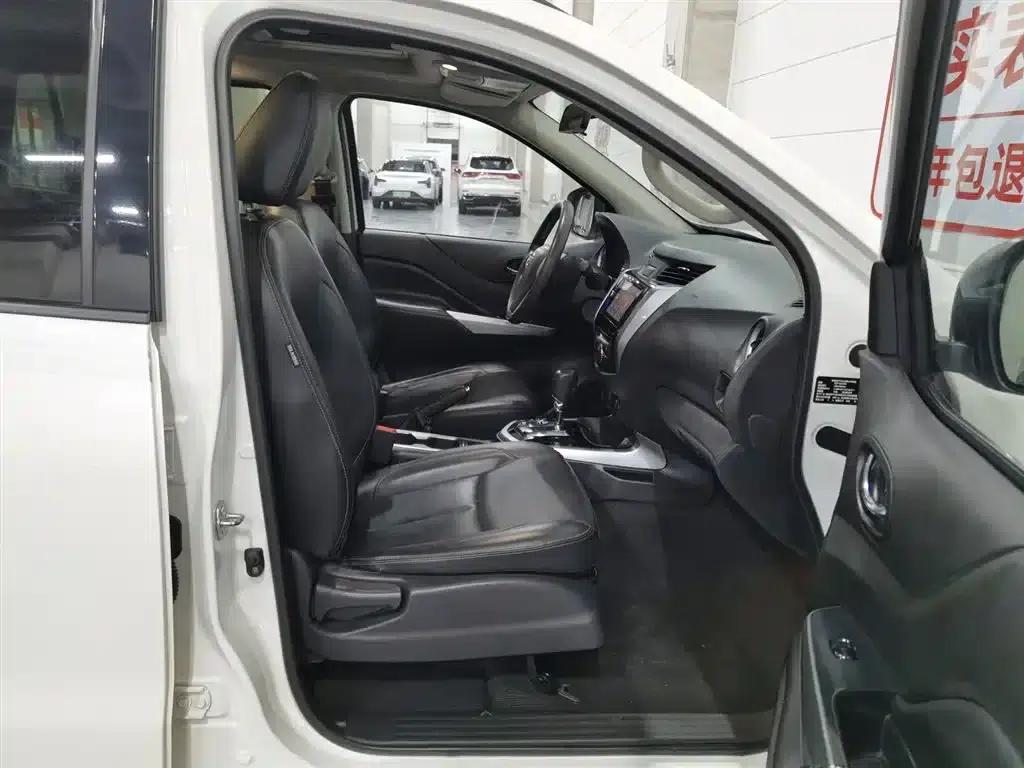 Nissan Terra 2020 2.5L XL Upper Automatic 2WD Luxury Edition — миниатюра 23