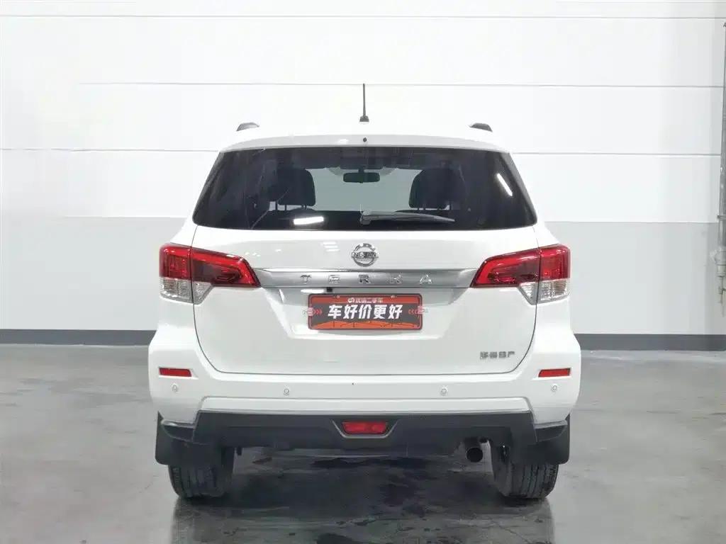Nissan Terra 2020 2.5L XL Upper Automatic 2WD Luxury Edition — миниатюра 4