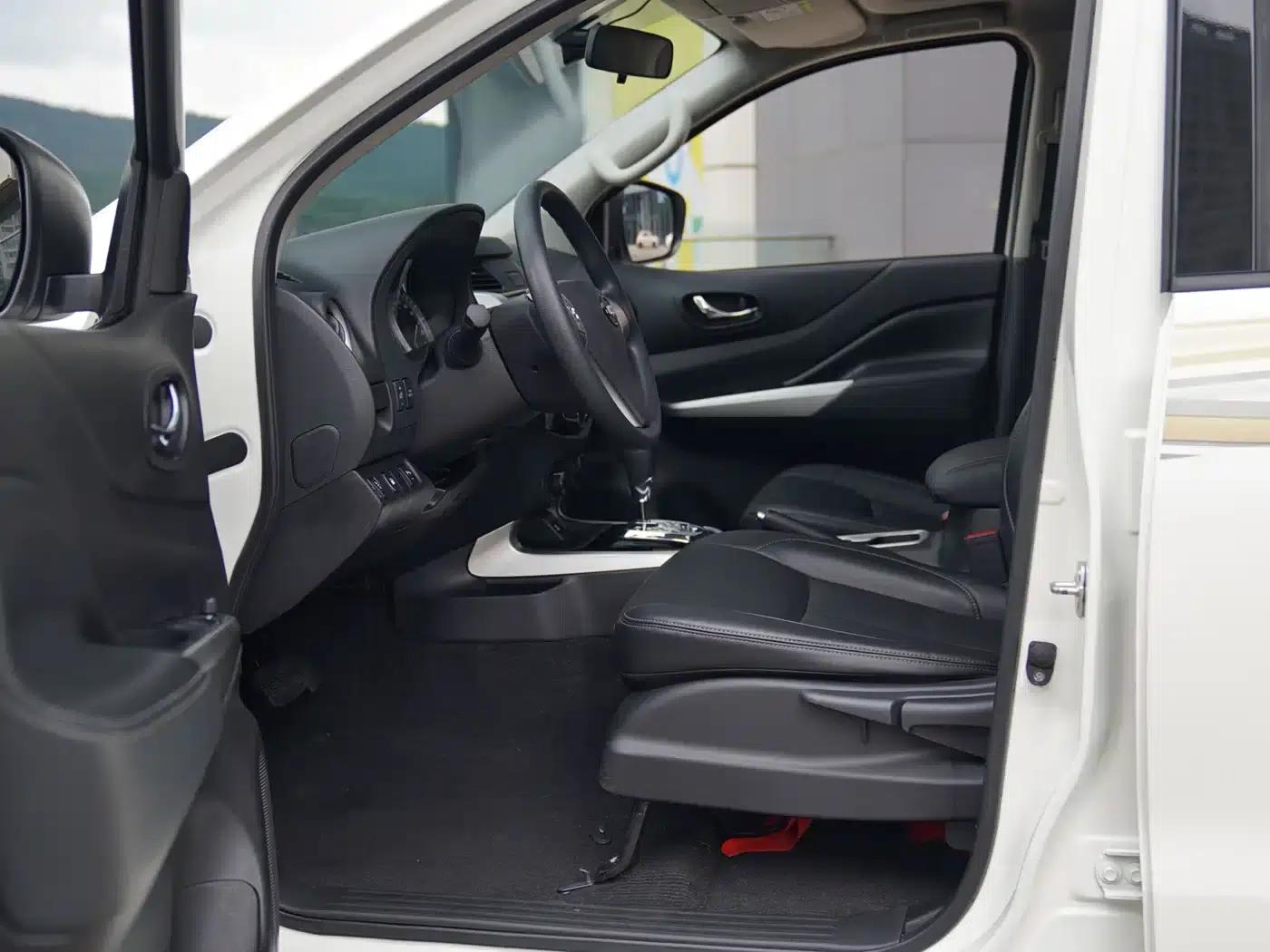 Terra 2020 2.5L XL Upper 4WD Automatic Four-Wheel Drive Luxury Edition — миниатюра 4