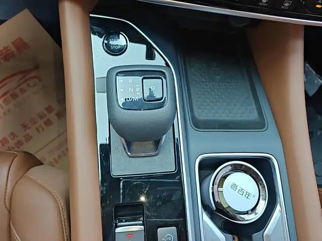 2024 Volkswagen Land Cruiser 380VC-TURBO 4WD Supreme Edition (6-seater) — миниатюра 14