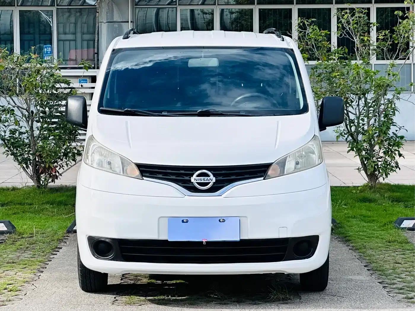 Nissan NV200 2013 1.6L Luxury Edition (China IV Emission Standard) — миниатюра 2
