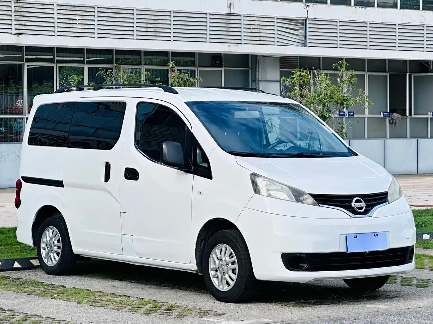 Nissan NV200 2013 1.6L Luxury Edition (China IV Emission Standard) — миниатюра 3