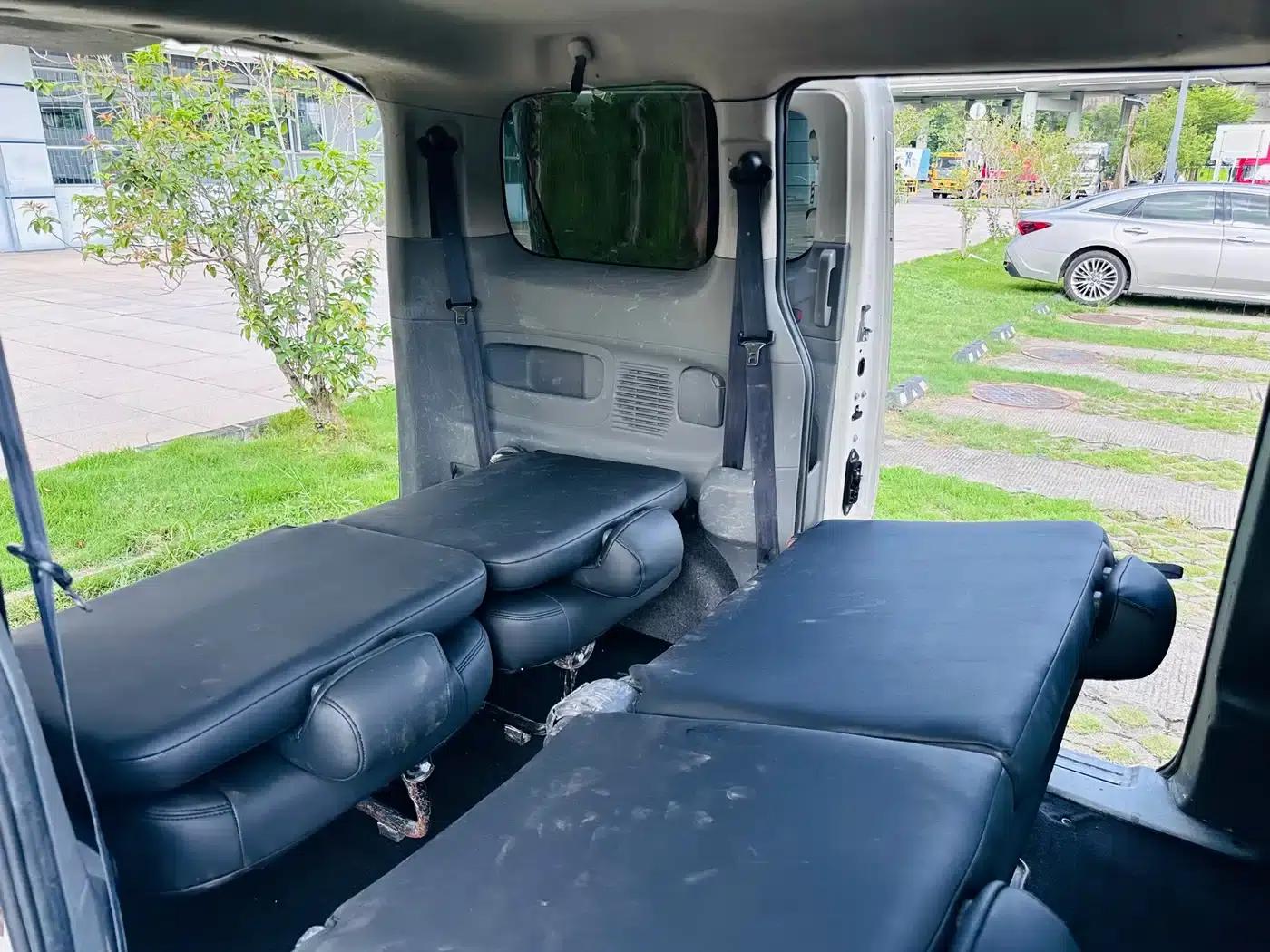Nissan NV200 2013 1.6L Luxury Edition (China IV Emission Standard) — миниатюра 6