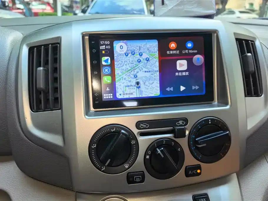 Nissan NV200 2016 Facelift 1.6L CVT Premium Model — миниатюра 13