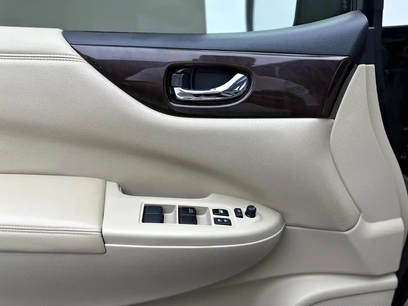 Quest 2015 3.5L SL — миниатюра 13