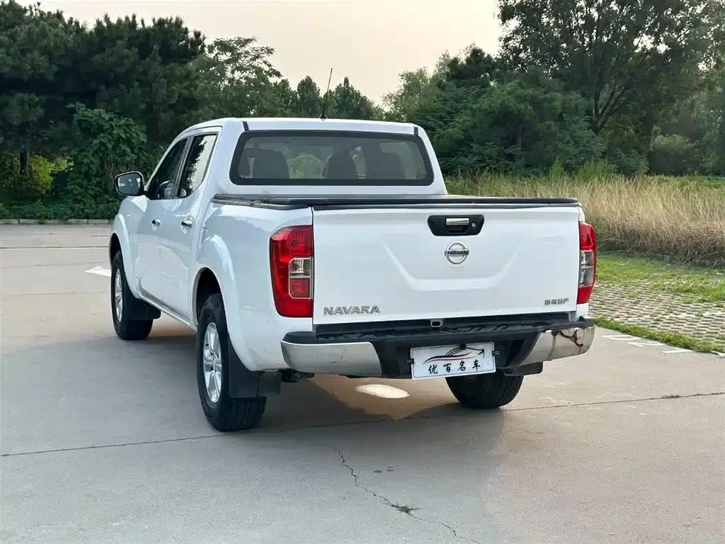 2017 Navara 2.5L Automatic 2WD Luxury Edition QR25 — миниатюра 4