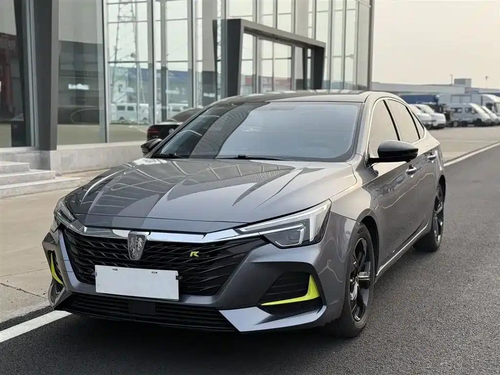 Roewe i6 MAX New Energy 2020 1.5T PHEV Cool Panoramic Sunroof Intelligent Driving Supreme Edition — миниатюра 1