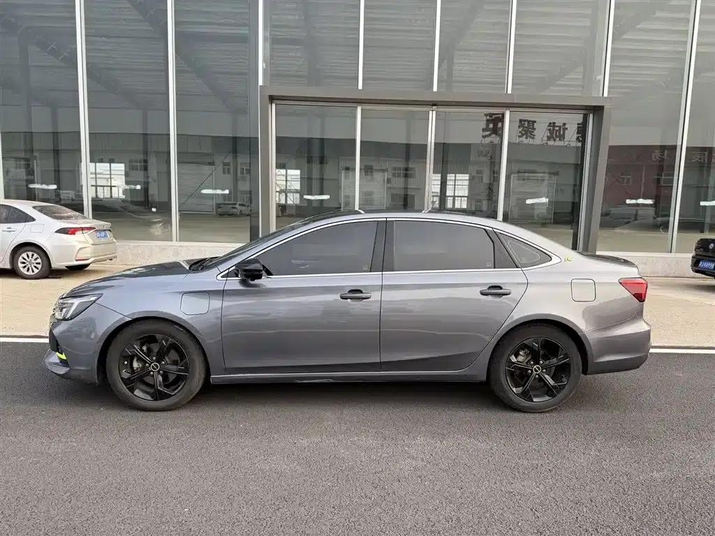 Roewe i6 MAX New Energy 2020 1.5T PHEV Cool Panoramic Sunroof Intelligent Driving Supreme Edition — миниатюра 7