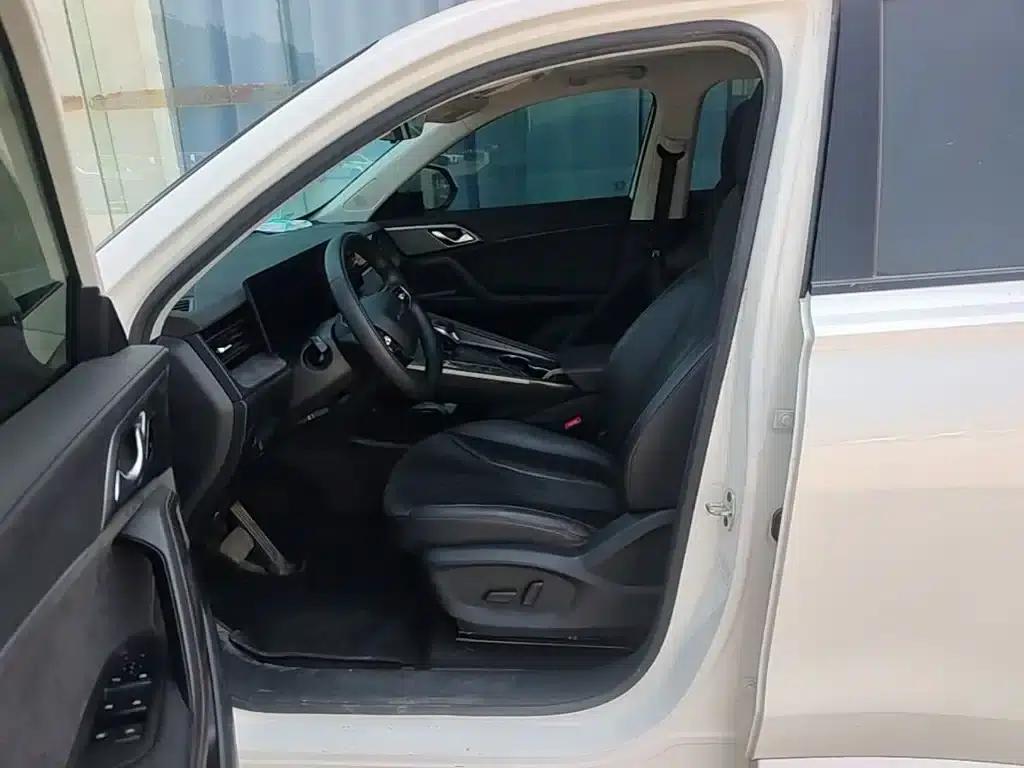 Roewe D5X DMH 2024 135 Flagship Edition — миниатюра 15
