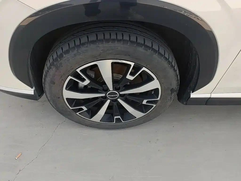 Roewe D5X DMH 2024 135 Flagship Edition — миниатюра 23