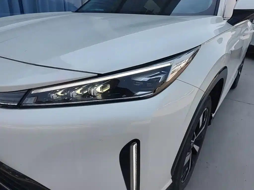 Roewe D5X DMH 2024 135 Flagship Edition — миниатюра 24
