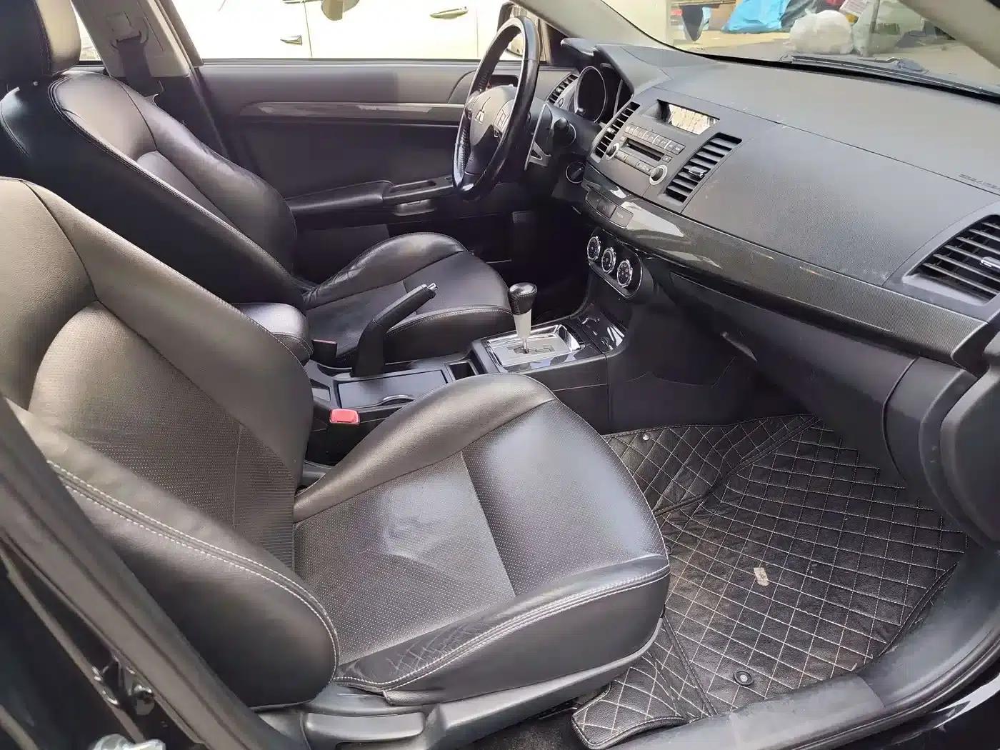 Lancer EX 2013 Yaris L 2.0L CVT Flagship Edition — миниатюра 4
