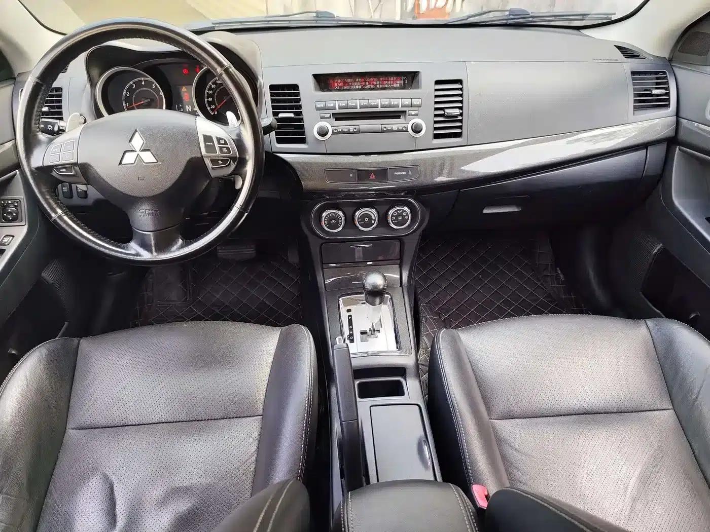 Lancer EX 2013 Yaris L 2.0L CVT Flagship Edition — миниатюра 5