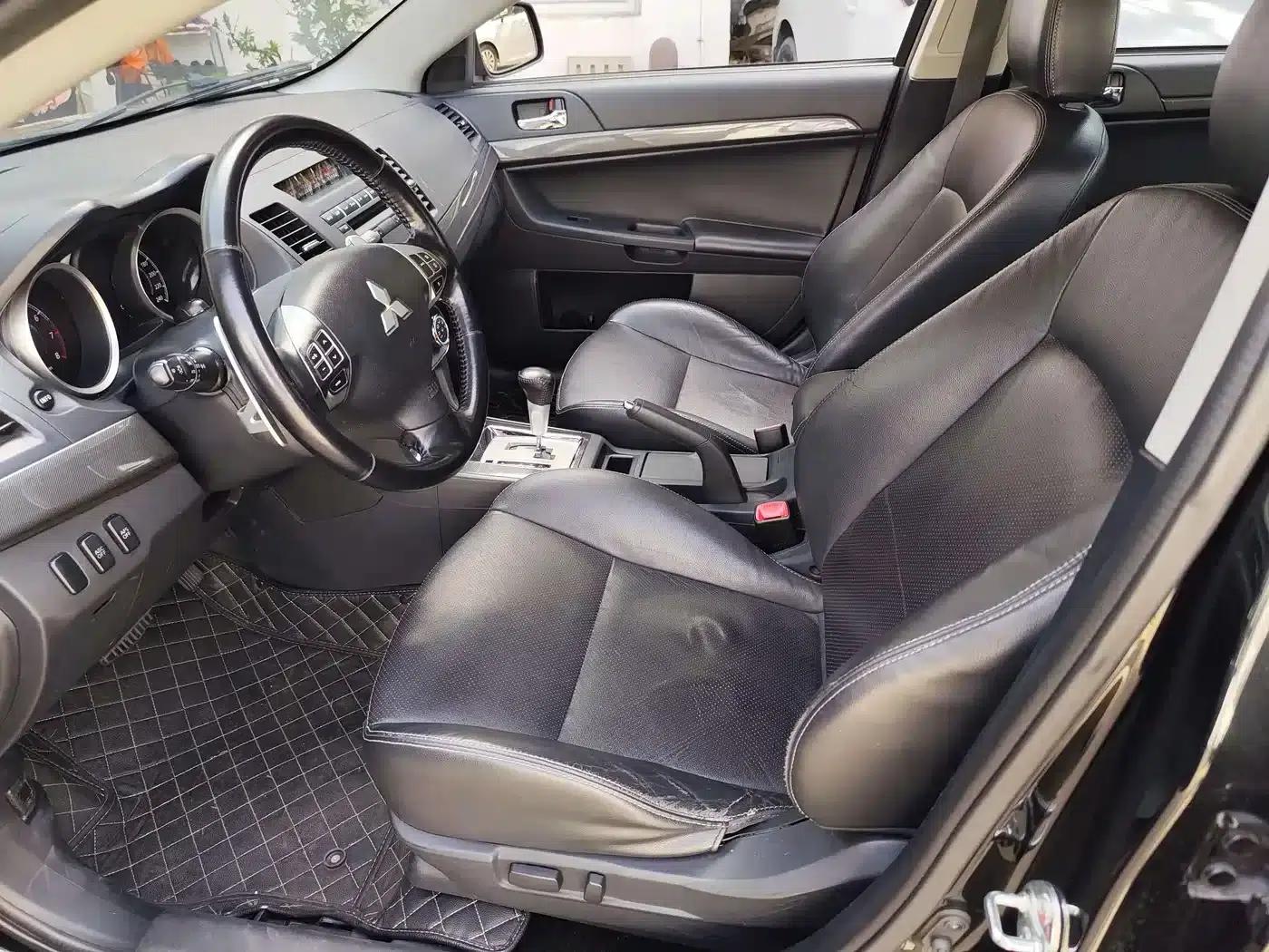 Lancer EX 2013 Yaris L 2.0L CVT Flagship Edition — миниатюра 6