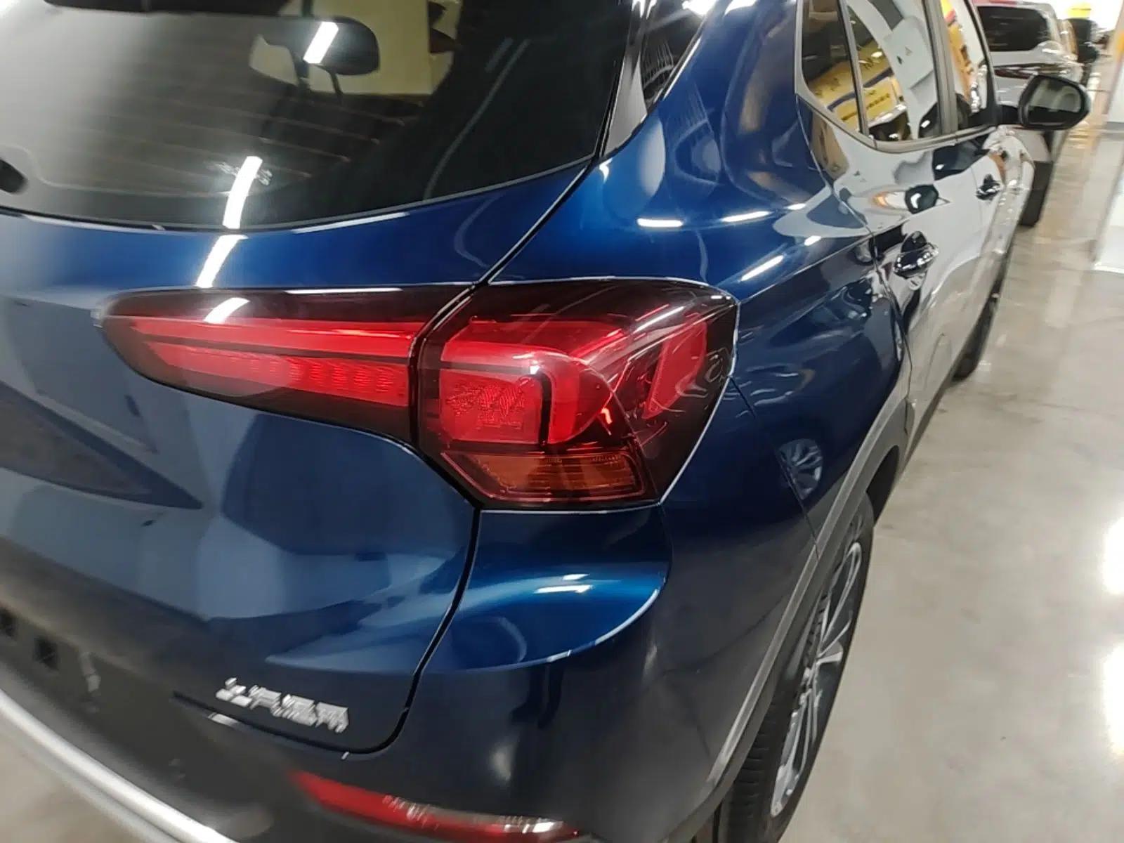 Buick Encore GX 2022 332T CVT Two-Wheel Drive Luxury Version — миниатюра 9