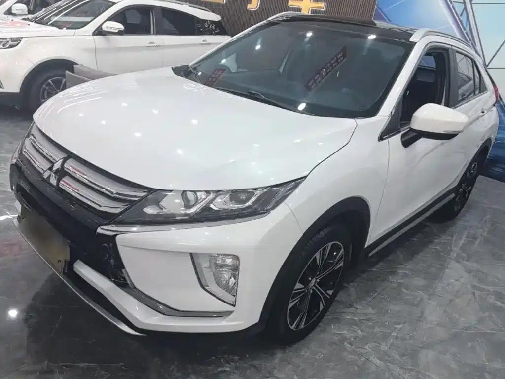 Eclipse Cross 2018 1.5T CVT 2WD Dream Edition — миниатюра 2