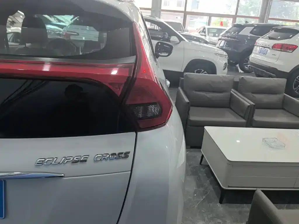 Eclipse Cross 2018 1.5T CVT 2WD Dream Edition — миниатюра 8