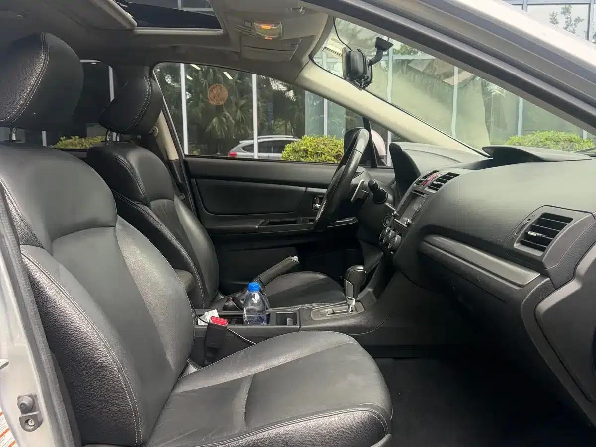 Subaru XV 2012 2.0i Luxury Navigation Edition — миниатюра 7