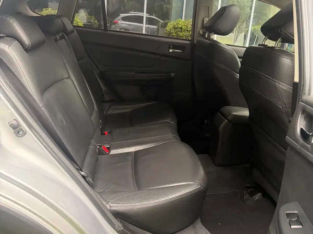 Subaru XV 2012 2.0i Luxury Navigation Edition — миниатюра 8