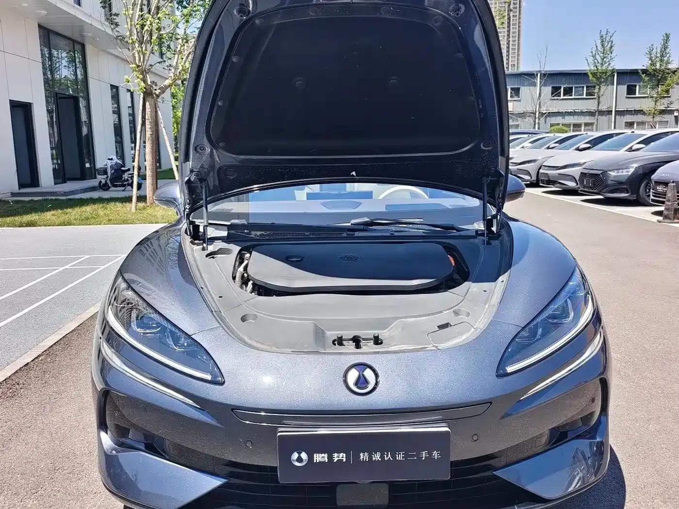 Denza Z9 2024 Model 1100km AWD Max Edition — миниатюра 2