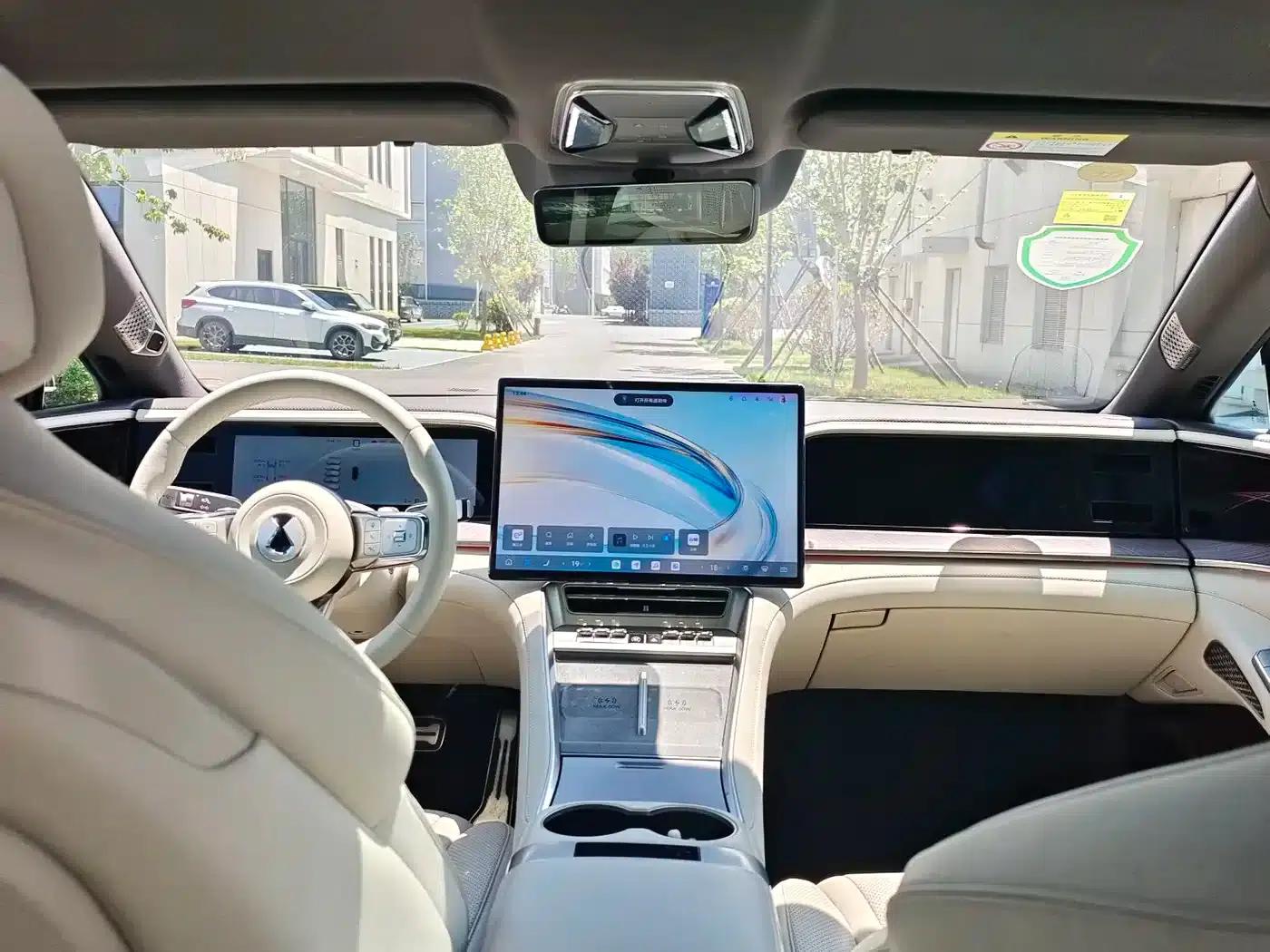 Denza Z9 2024 Model 1100km AWD Max Edition — миниатюра 8