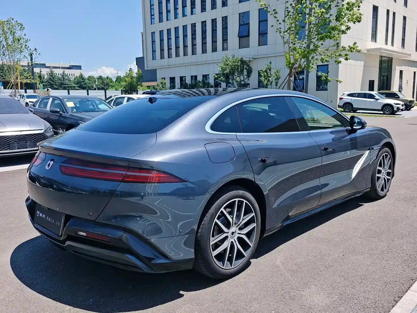 Denza Z9 2024 Model 1100km AWD Max Edition — миниатюра 9