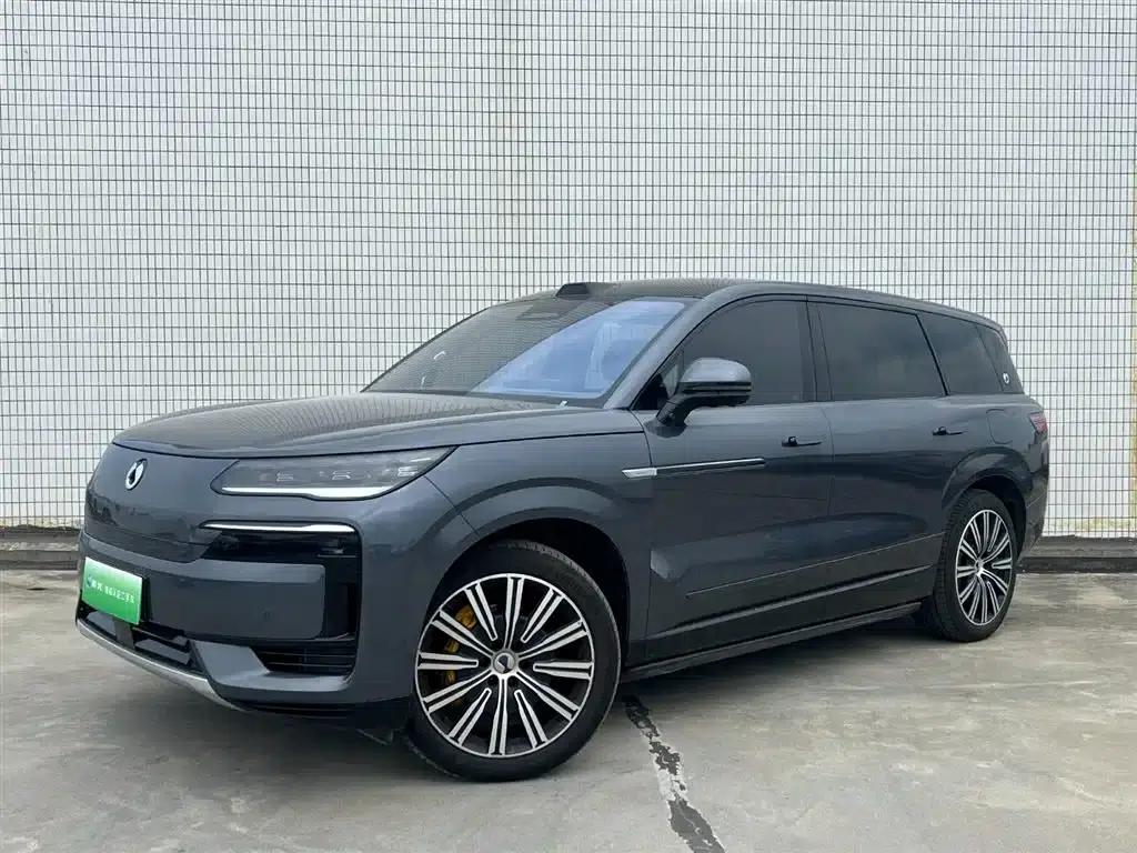 Denza N9 2025 Premium Edition — миниатюра 1