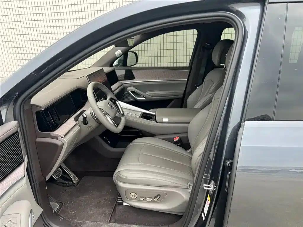 Denza N9 2025 Premium Edition — миниатюра 7