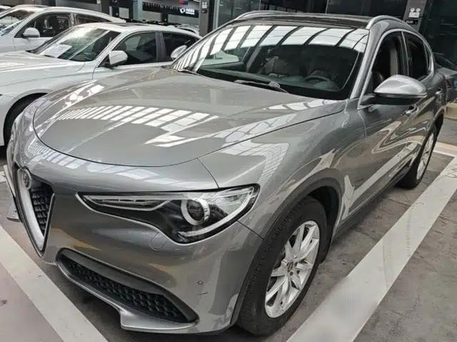 Alfa Romeo Stelvio 2017 2.0T 200HP Luxury Edition