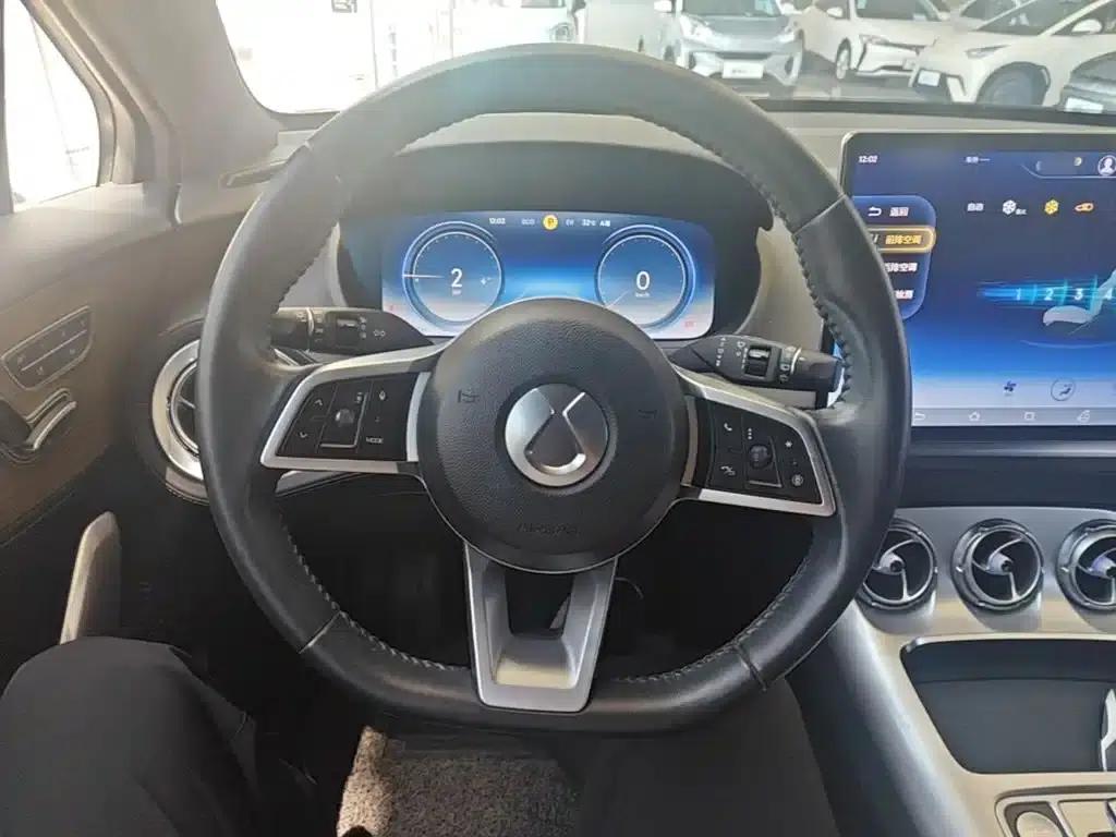 Denza X 2020 PHEV Flagship Edition — миниатюра 11
