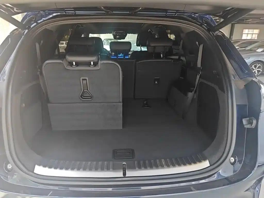 Denza X 2020 PHEV Flagship Edition — миниатюра 19