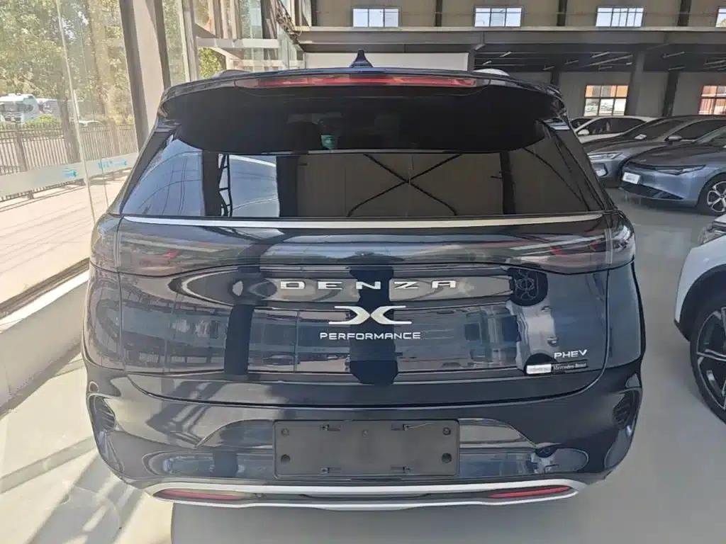 Denza X 2020 PHEV Flagship Edition — миниатюра 6