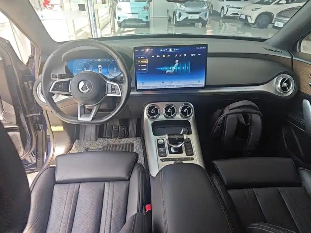 Denza X 2020 PHEV Flagship Edition — миниатюра 10