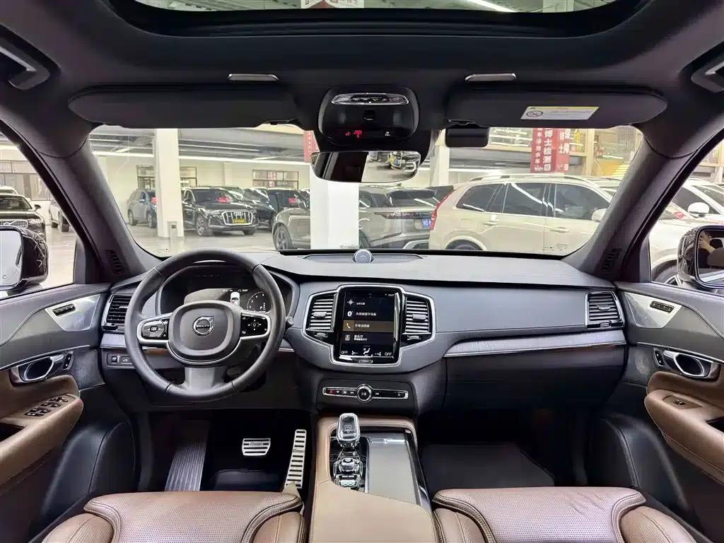 2021 Volvo XC90 Plug-in Hybrid E-Drive Hybrid T8 Inscription Luxury Edition (7-seater) — миниатюра 12