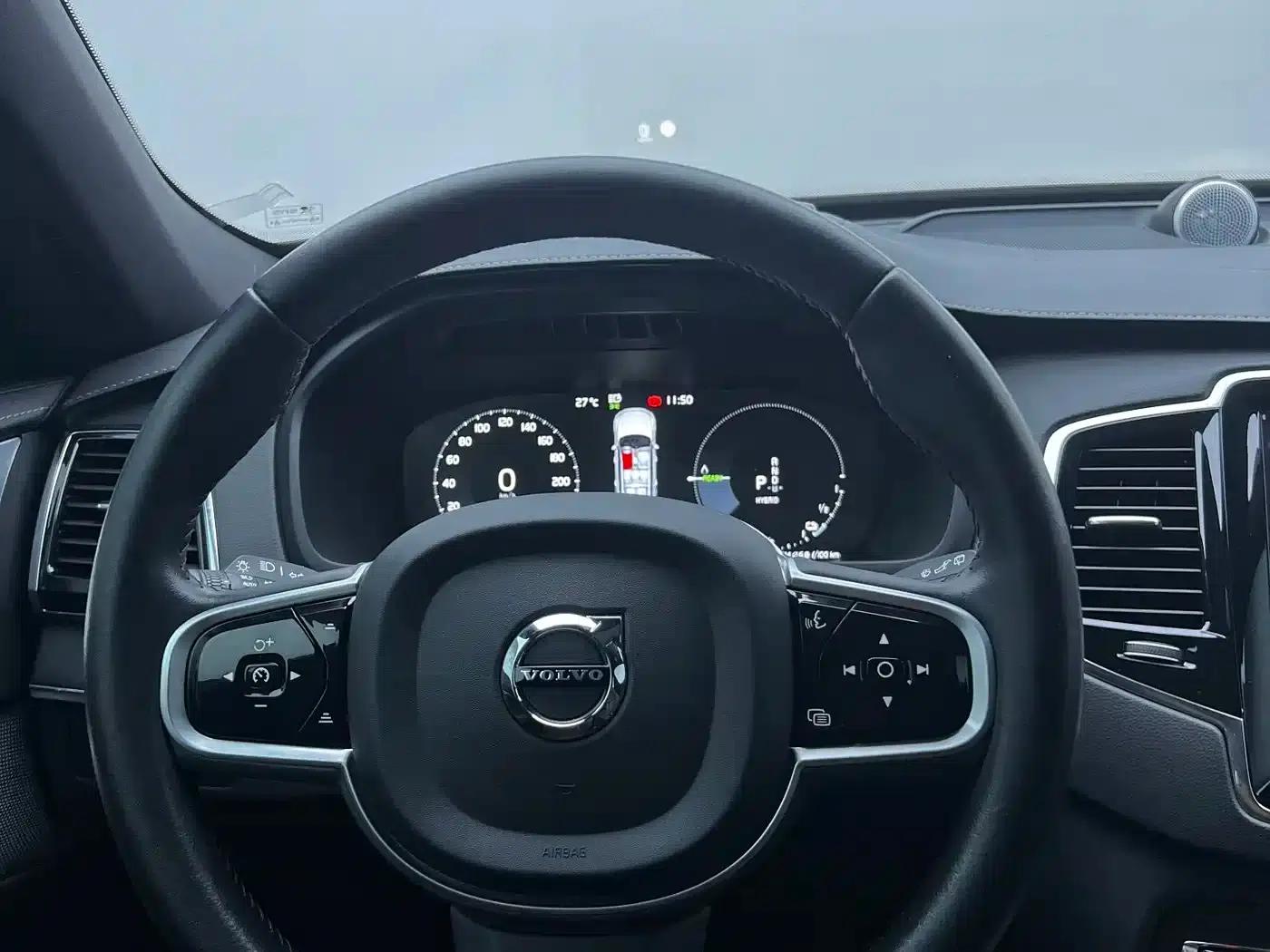 2022 Volvo XC90 Plug-in Hybrid Facelift E-Drive Hybrid T8 Inscription Luxury Edition 7-Seater — миниатюра 8
