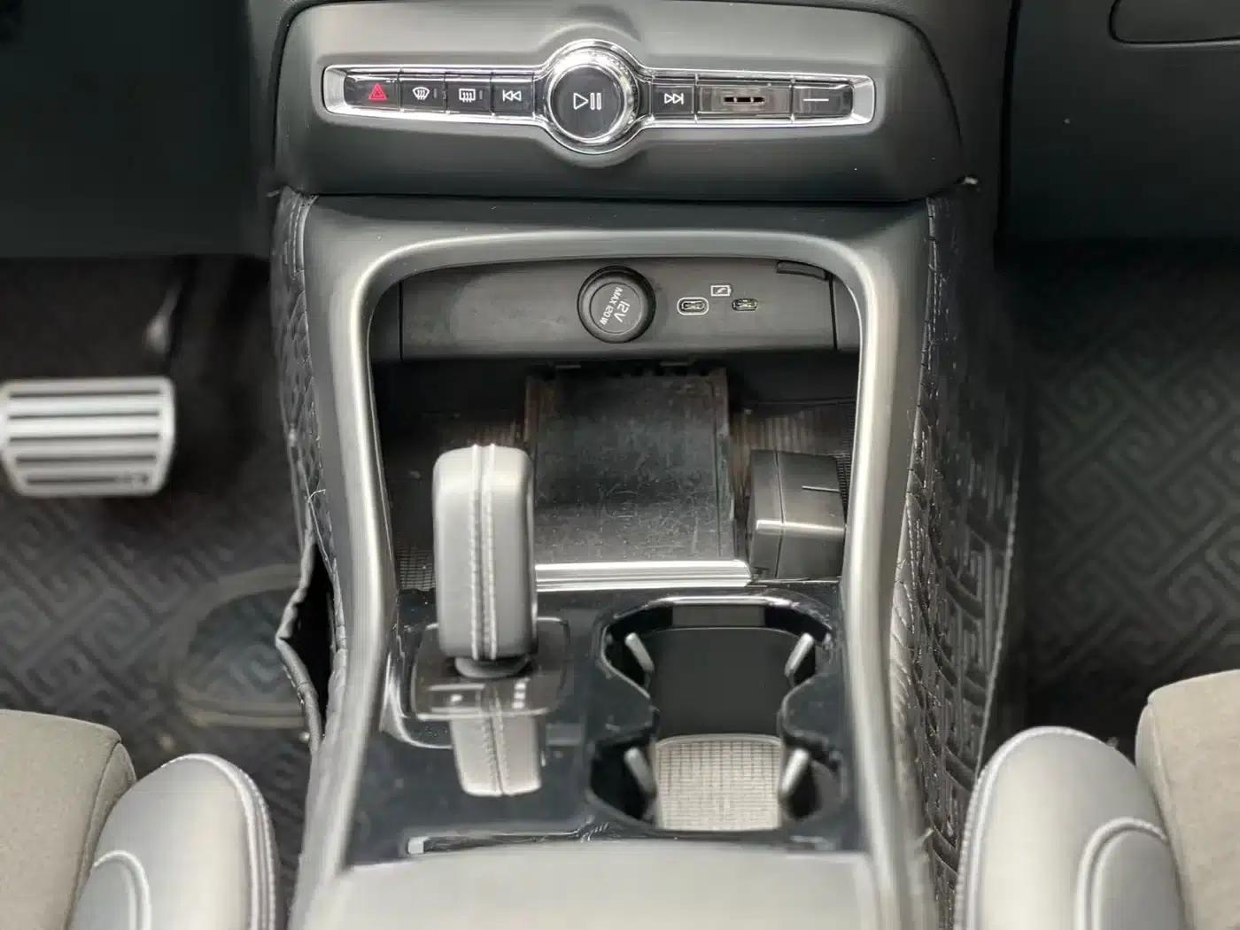 Volvo XC40 PHEV 2022 Long Range PRO — миниатюра 19