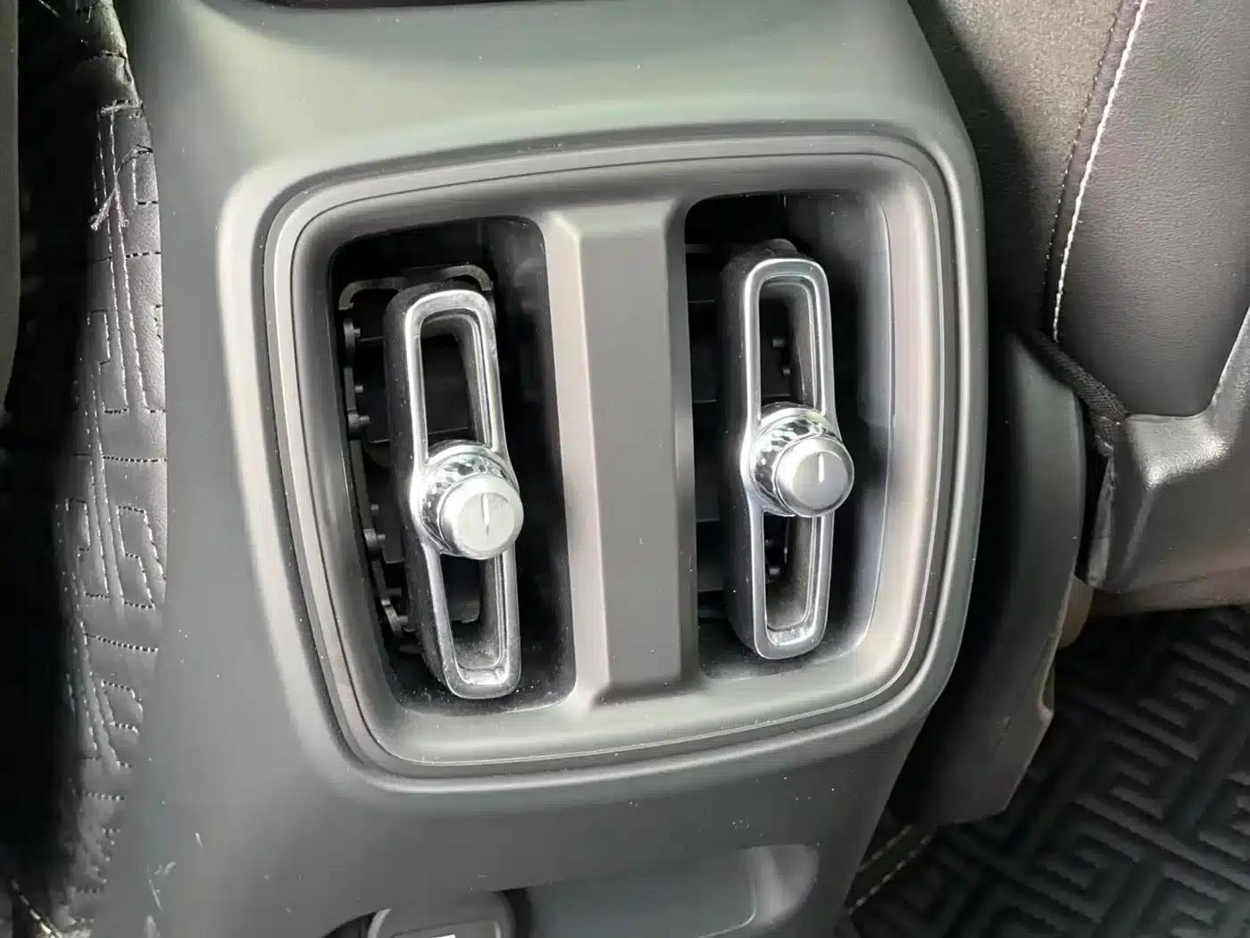 Volvo XC40 PHEV 2022 Long Range PRO — миниатюра 20