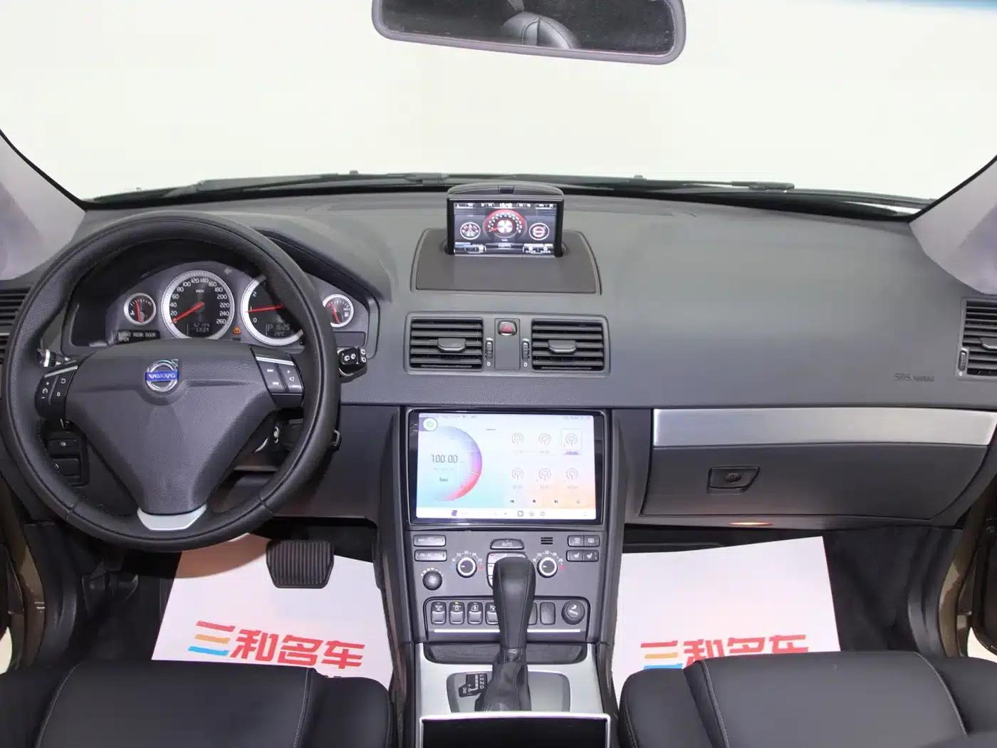 2014 XC Classic T5 Luxury Edition — миниатюра 13