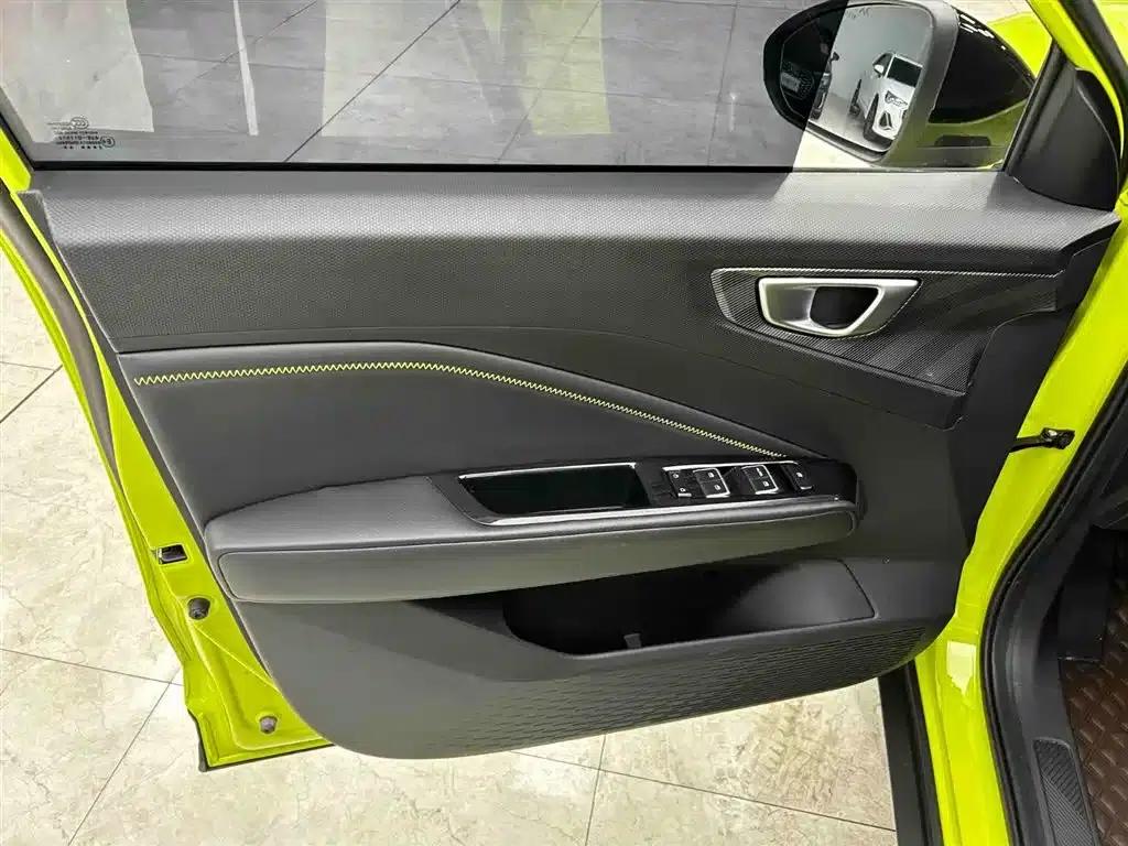 Wuling Xingchi 2022 1.5T CVT Trendy Edition — миниатюра 11
